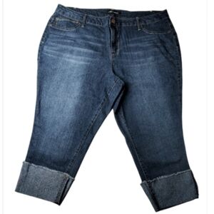 HZ Denim Women's Stylish Cuffed Capri Denim Jeans Size 20W